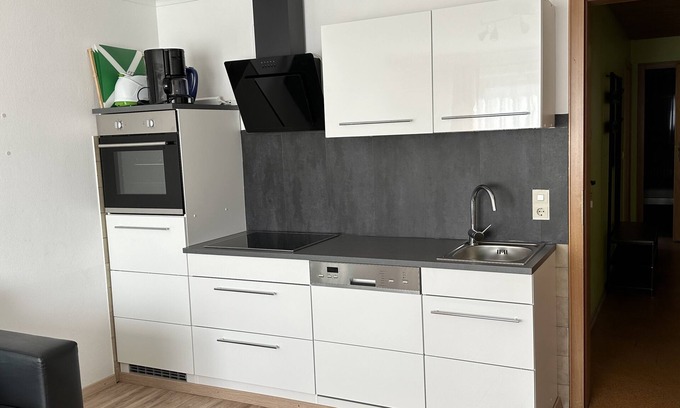 Chieming Apartment | Ruhig gelegene Ferienwohnung mit Terrasse