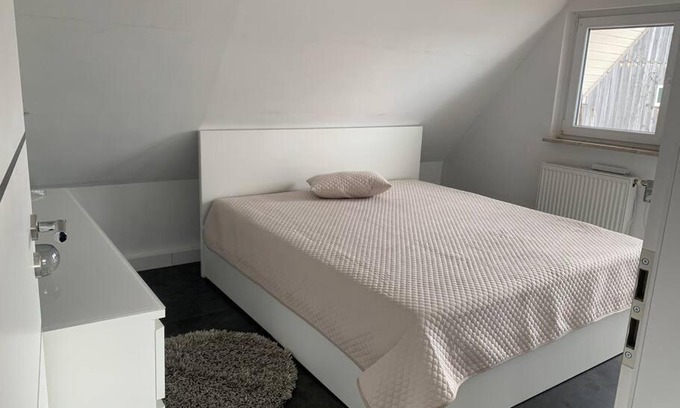 Birenbach Apartment | ruhige drei Zimmer Eigentumswohnung