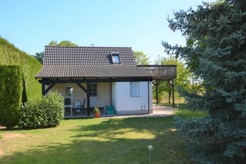 Pflueckuff Apartment | Ruhiges, sehr schönes Haus/Grundstück in Elbnähe.