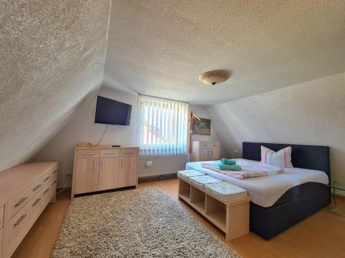 Neubrandenburg Apartment | Ruhiges Stadtdomizil - Wohnkomfort in der Vier-Tore-Stadt