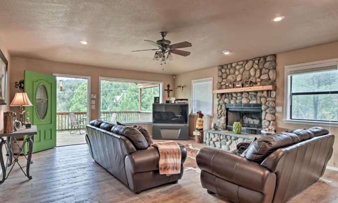 Ruidoso House | Ruidoso Home with Deck and Grill, Near Grindstone Lake