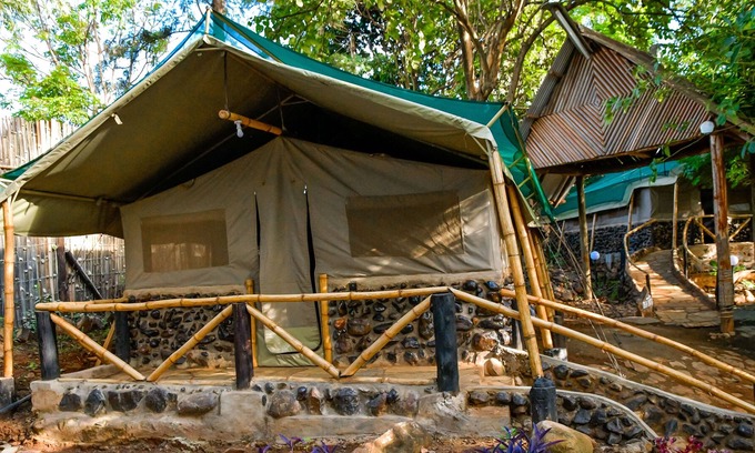 Kutus RV Rental | Rukenya Islands - Campsite