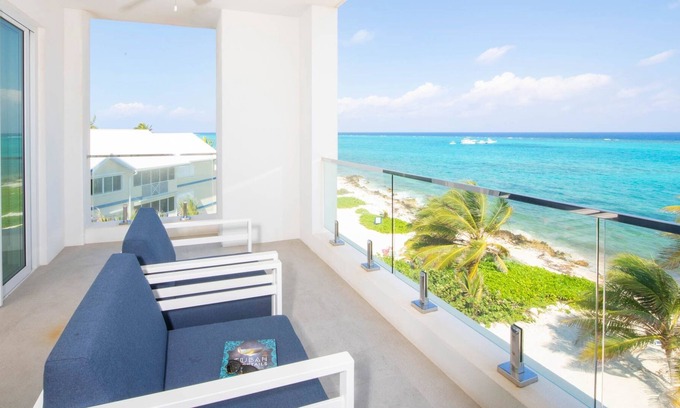 Rum Point Condo | Rum Point Club Resort Luxury Beachfront Condos