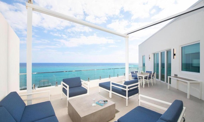 Rum Point Apartment | Rum Point Resort 504 Penthouse