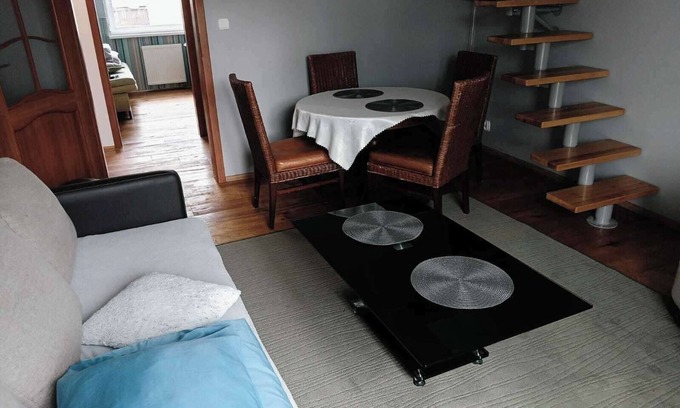 Rumia Apartment | Rumia - Apartment - Sleeps 8 - Parking - Seaside