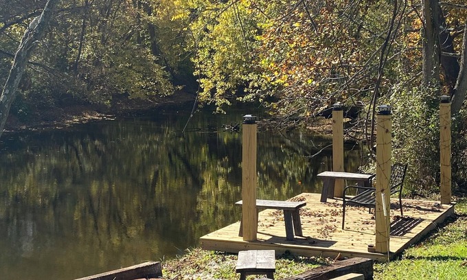 Springfield House | Run away to the mountains of WV! Peaceful country home is waiting for you!