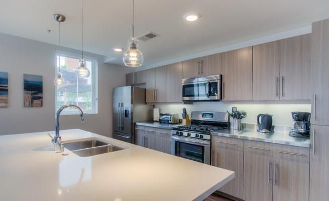 Playa Vista House | Runway House Unit #105