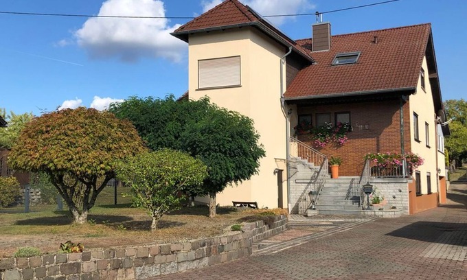 Wallerfangen Apartment | Rupp vacation apartment - apartment/flat, shower or bath, WC, 2 bedrooms