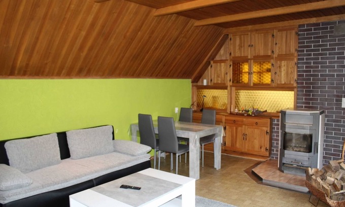 Mollensdorf Apartment | Ruppelts Ferienwohnung - SORRY FREE TRAVEL* - vacation apartment - online