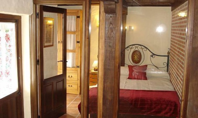 Mogarraz Apartment | Rural apartment Azahar for 2 people