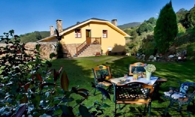 El Franco Apartment | Rural Apartment Casa El Llombo, ideal to disconnect, surrounded by nature.