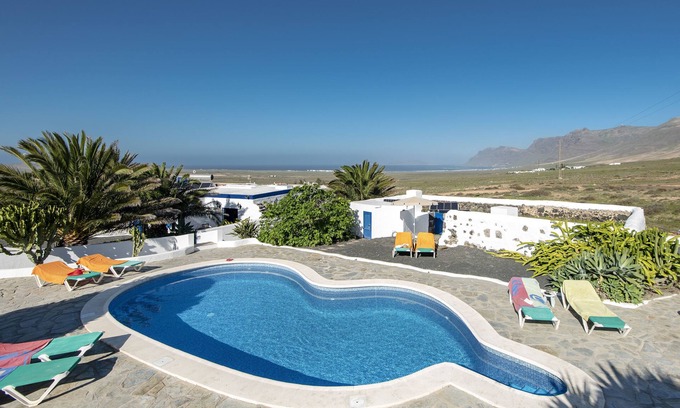 Teguise Cottage | Rural apartment Finca las Laderas for 2 persons