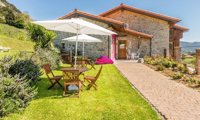 Ampuero Cottage | Rural apartment near the beach 3