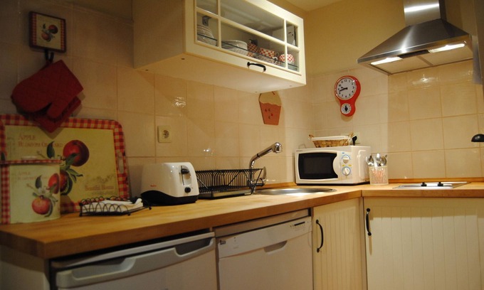 Yerbo Cottage | Rural apartments Ca Lulón - LA COLMENA (2 people)