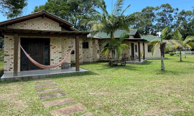 Torres Cabin | Rural Cabin on the Beach with Pool