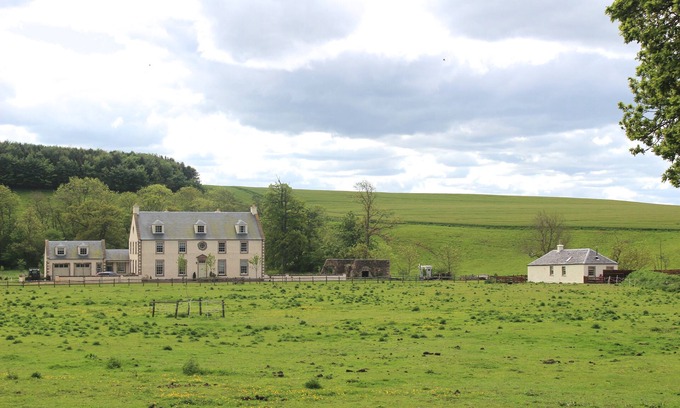 Kelso Cottage | Rural comfort - Luxurious cottage with lovely walks on doorstep
