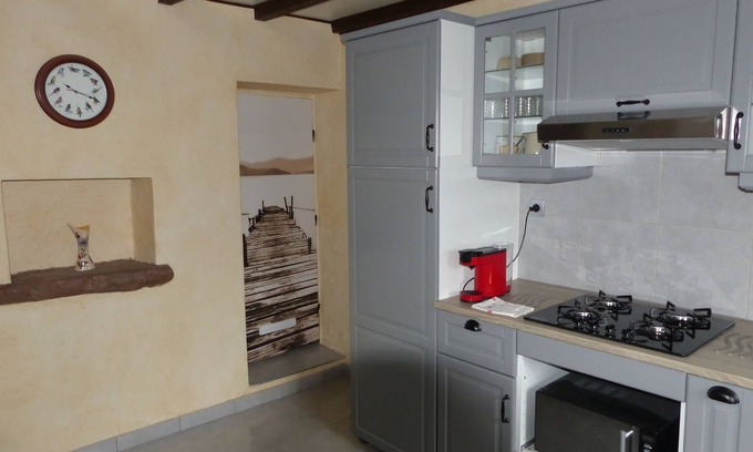 Saint-Bresson House | Rural cottage labeled ecological.