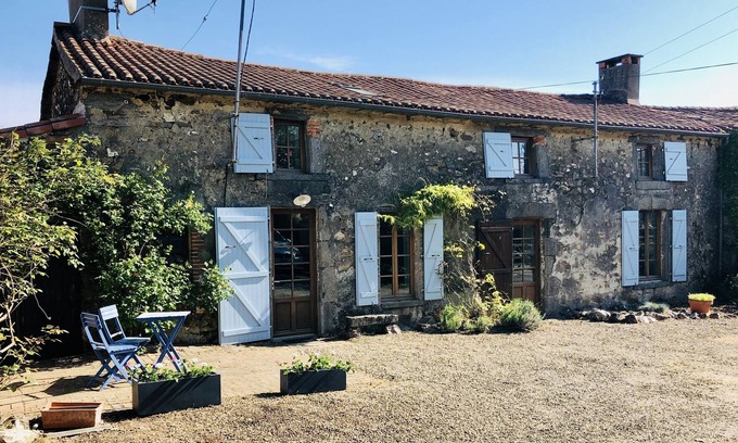Saint-Pierre-du-Chemin Other | Rural farmhouse with pool, panoramic views & just 30 minutes from Puy du Fou