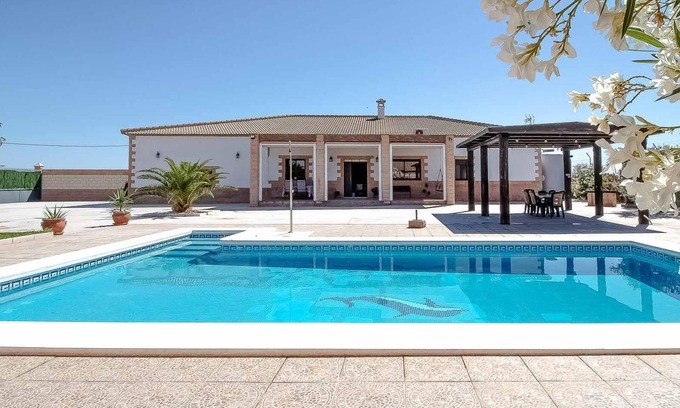 La Lantejuela House | Rural Holiday Home 'Villa Paquita' with Pool, Garden, Terrace & Wi-Fi