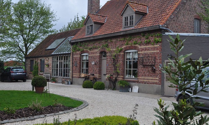Dentergem Cottage | Rural holiday home in the Leie region