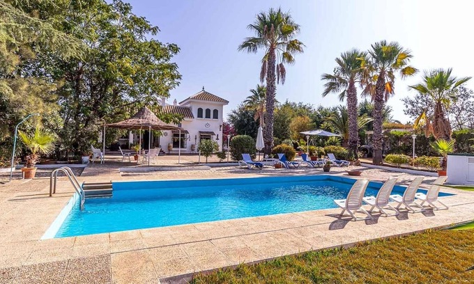 Marchena House | Rural Holiday Home 'Santa Ana' with Pool & Wi-Fi