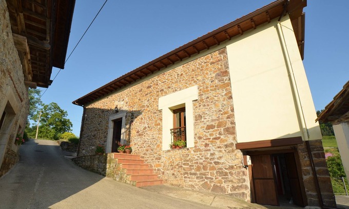 Quinzanas Cottage | RURAL HOUSE (Complete rental) CASA CALEYOS