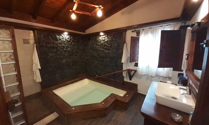 Icod de los Vinos House | RURAL HOUSE ROMANCE RELAX