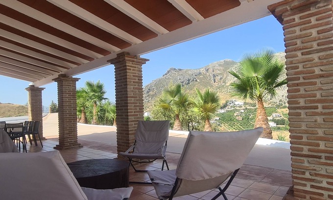 Valle de Abdalagis Cottage | Rural house with view to the mountains in the surroundings of the Caminito del Rey