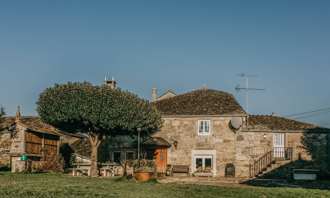 Friol Cottage | Rural house in deep Galicia I Casa do Cuco