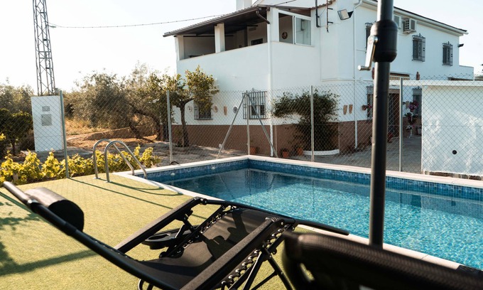 Cabra House | Rural House 'La Esperanza Rural Tourist' with Mountain View, Wi-Fi and Air Conditioning