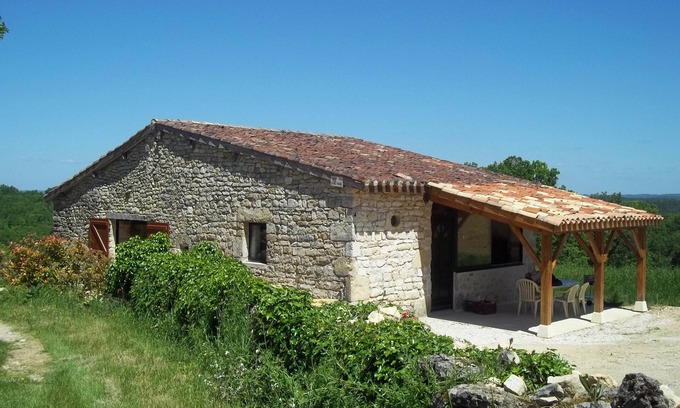 Thezac House | Rural house, on Natura 2000 classified site, 2 bedrooms, 5 people