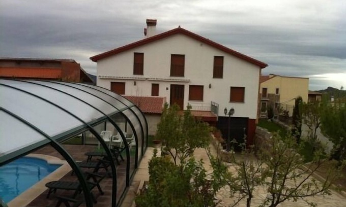 La Hoya Cottage | Rural House Refugio La Covatilla I 8-11 Squares