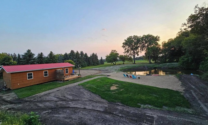 Stanley Cabin | Rural Retreat