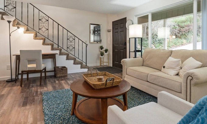 Olympia House | Rural Retreat Close to Downtown Olympia (Master)