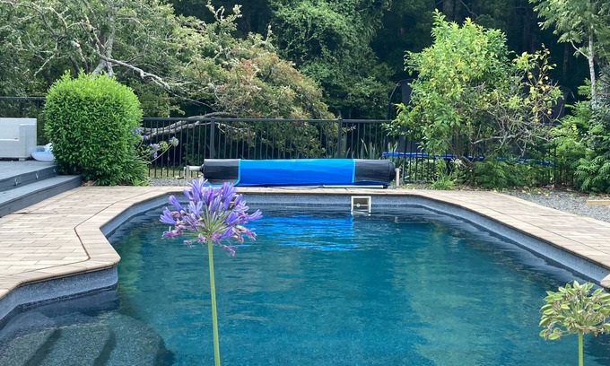 Waimauku Cottage | Rural setting, pool, family friendly