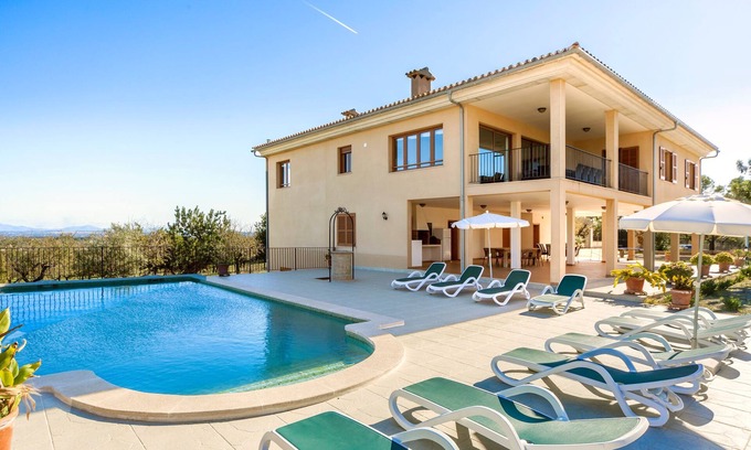 Moscari Villa | Rural Villa with pool and spectacular views – Villa Sastre