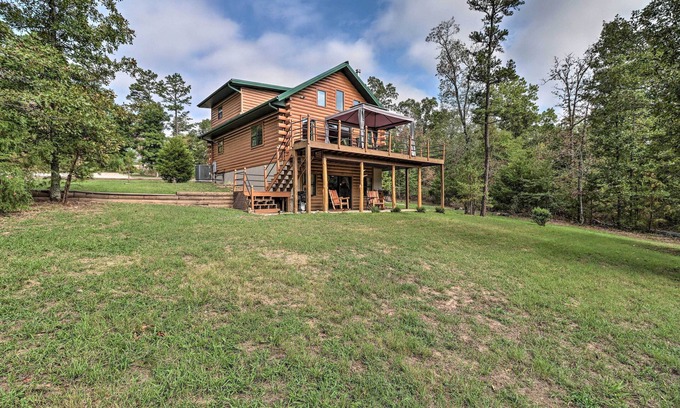 Norfork Cabin | Rural Wooded Cabin Near Trophy Trout Fishing!