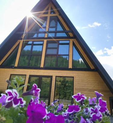 Cozanesti Ski Chalet | Rusca Retreat