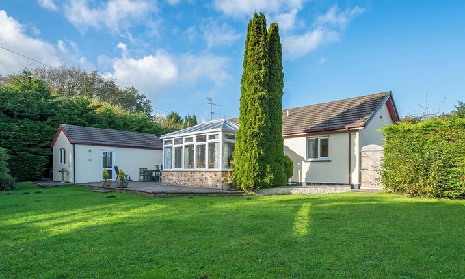Ludchurch Cottage | Rushland, holiday home Ludchurch, Sleeps 6, 3 bedrooms, bathrooms