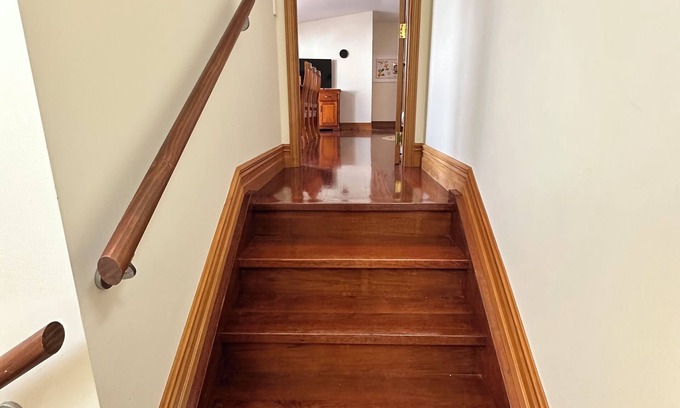 Russell Apartment | Russell Harbour Apartment
