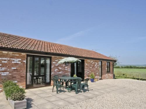 Lympsham House | Russet Cottage - E4678