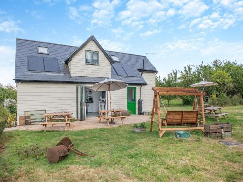 North Weald House | Russets