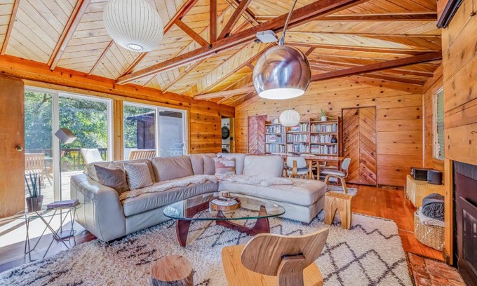 Hacienda House | Russian Retreat
