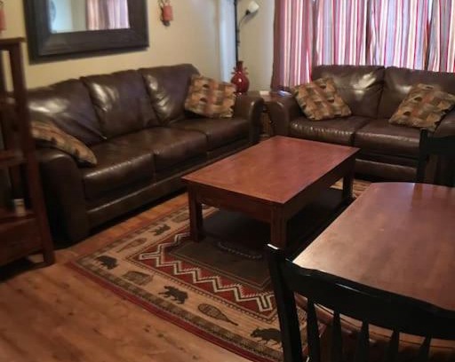 Big Sky Apartment | Rustic 2 BR Mountain View-walk to resort