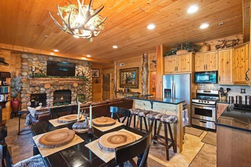 Deer Valley House | Rustic 2BR Condo with Private Hot Tub and Ski Views