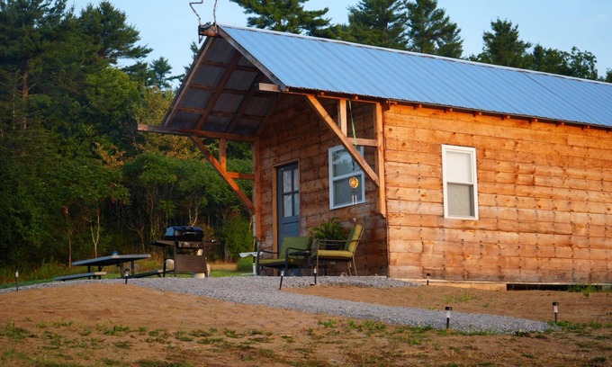Willsboro Cabin | Rustic ADK cabin off grid with electric option