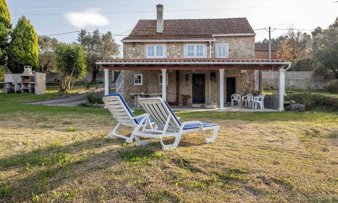 Ourem House | Rustic Adorable House in Old Village