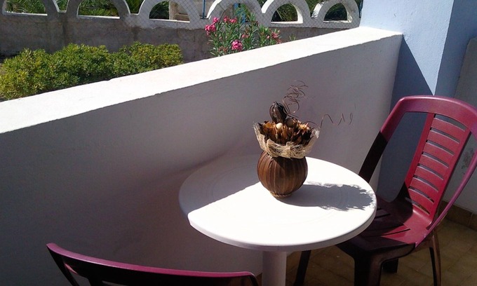 Pefkos Apartment | Rustic and Spacious Studio by the beach