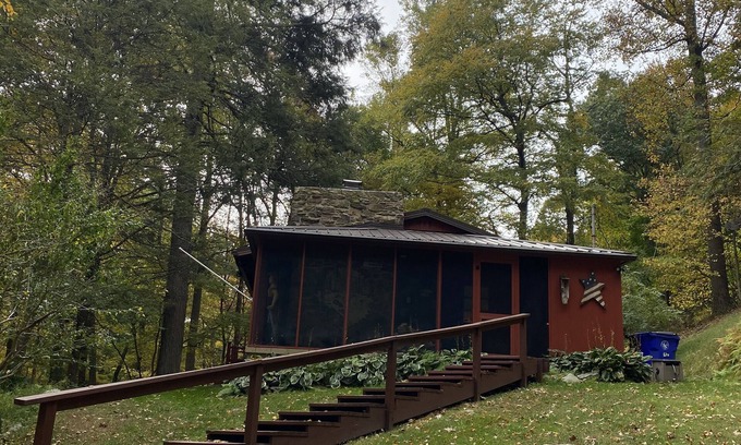 Sabillasville Cabin | Rustic Cabin in Thurmont, MD