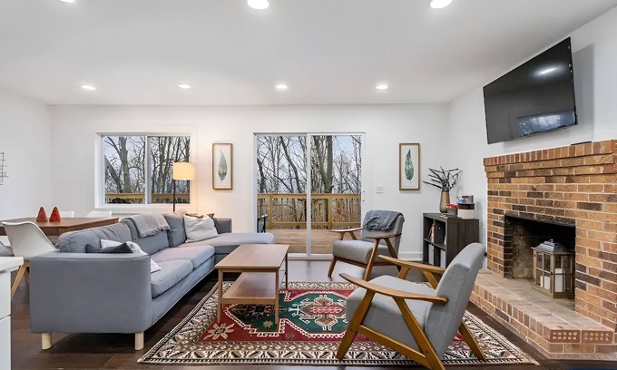 New Market House | Rustic Chic Elegance + Deck with Grill